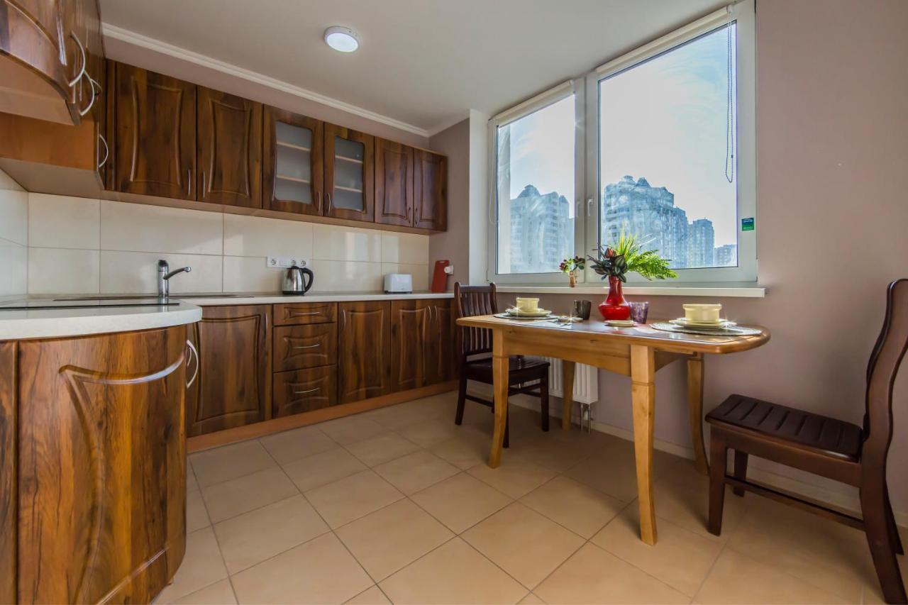 Super Comfort Flat For You Near The Metro. Kyiv Exterior photo